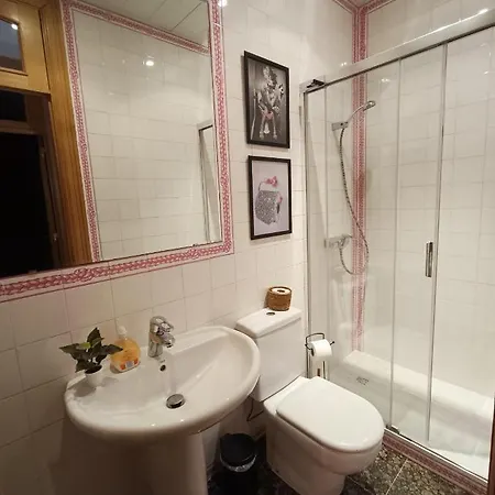 In Centre Of Near Gulbenkien Garden *