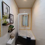 In Centre Of Near Gulbenkien Garden Appartement *