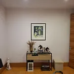 Appartement In Centre Of Near Gulbenkien Garden