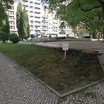 Apartman In Centre Of Near Gulbenkien Garden Lisboa