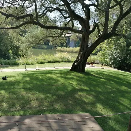 Apartment In Centre Of Near Gulbenkien Garden